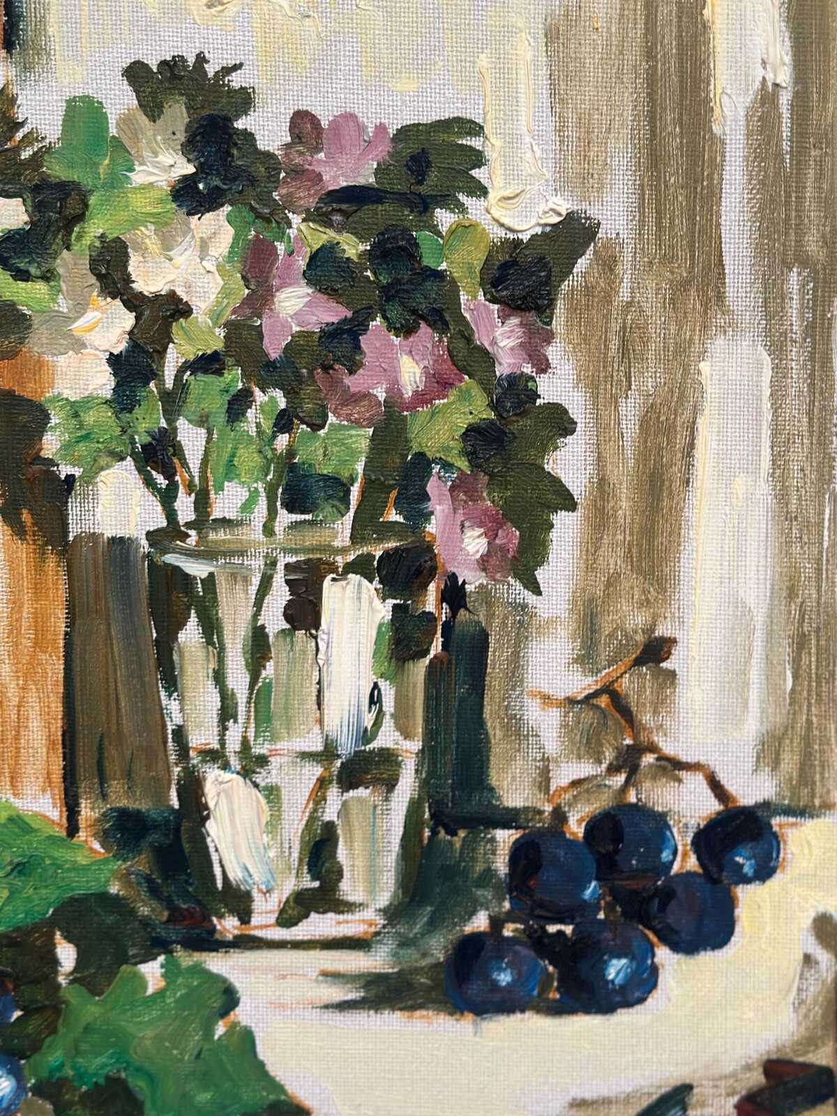Original Swedish Oil on Canvas – “Still Life with Flowers and Grapes” by Aldo Altomare – Vintage & Framed – 64 × 46 cm (25.2" × 18.1")