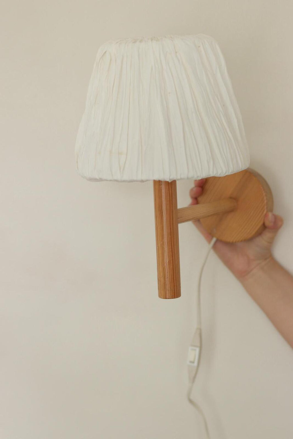 1970/80's Pair of Vintage Pine Wood Wall Lamps by Solbackens Svarveri Hyssna