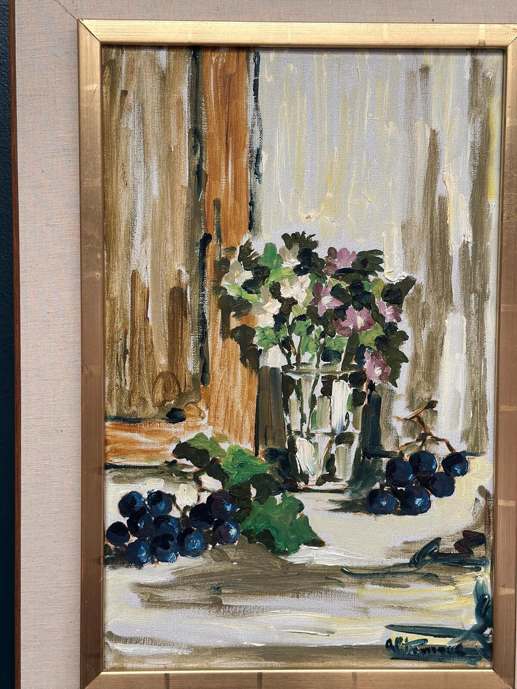 Original Swedish Oil on Canvas – “Still Life with Flowers and Grapes” by Aldo Altomare – Vintage & Framed – 64 × 46 cm (25.2" × 18.1")