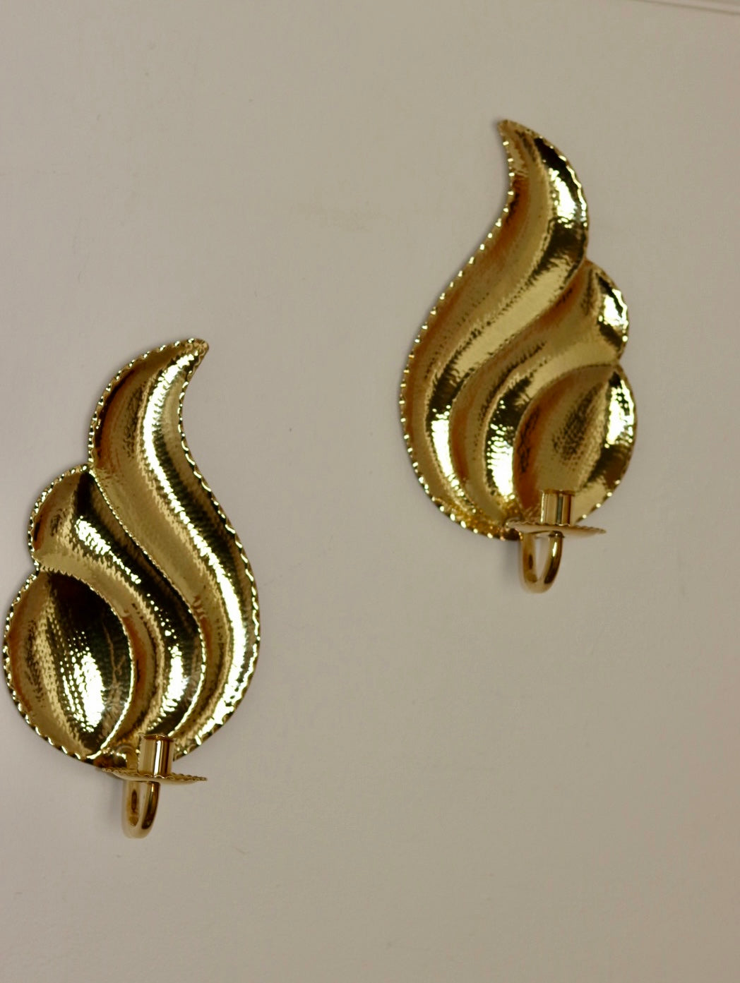 Pair Of Mid Century Swedish Brass Sconces by L. Andersson Fågelmara Noah Ancienne