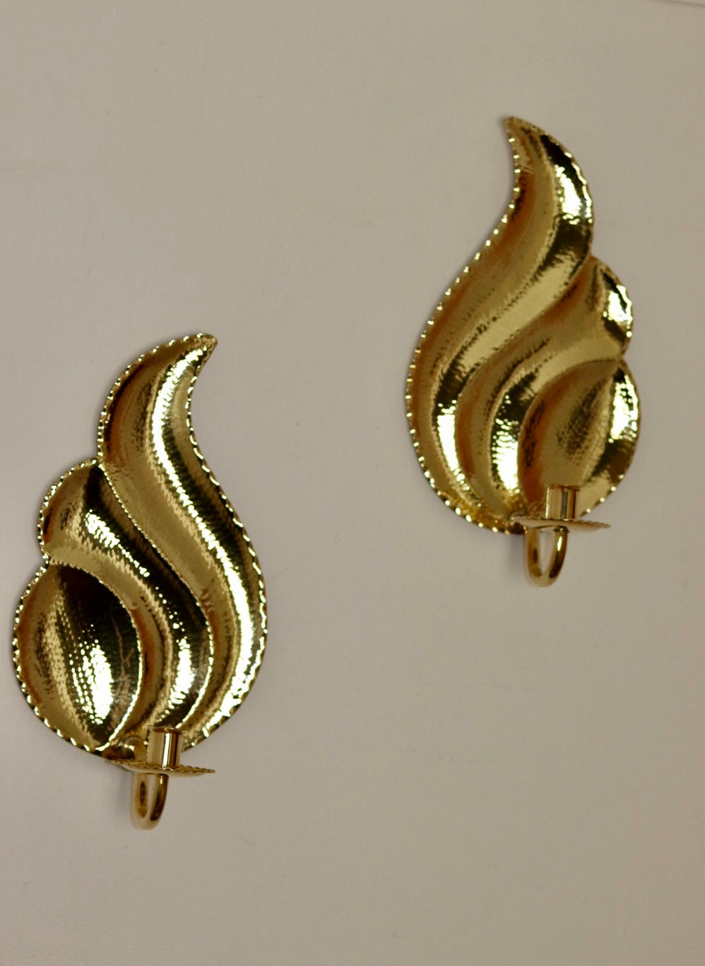 Pair Of Mid Century Swedish Brass Sconces by L. Andersson Fågelmara Noah Ancienne