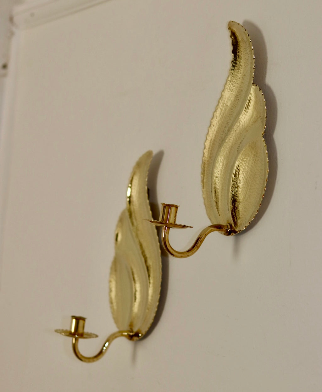 Pair Of Mid Century Swedish Brass Sconces by L. Andersson Fågelmara Noah Ancienne