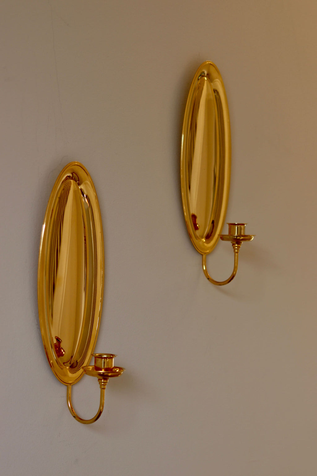 Pair of Mid-Century Swedish 24K Gold Plated Sconces by Scandia Noah Ancienne