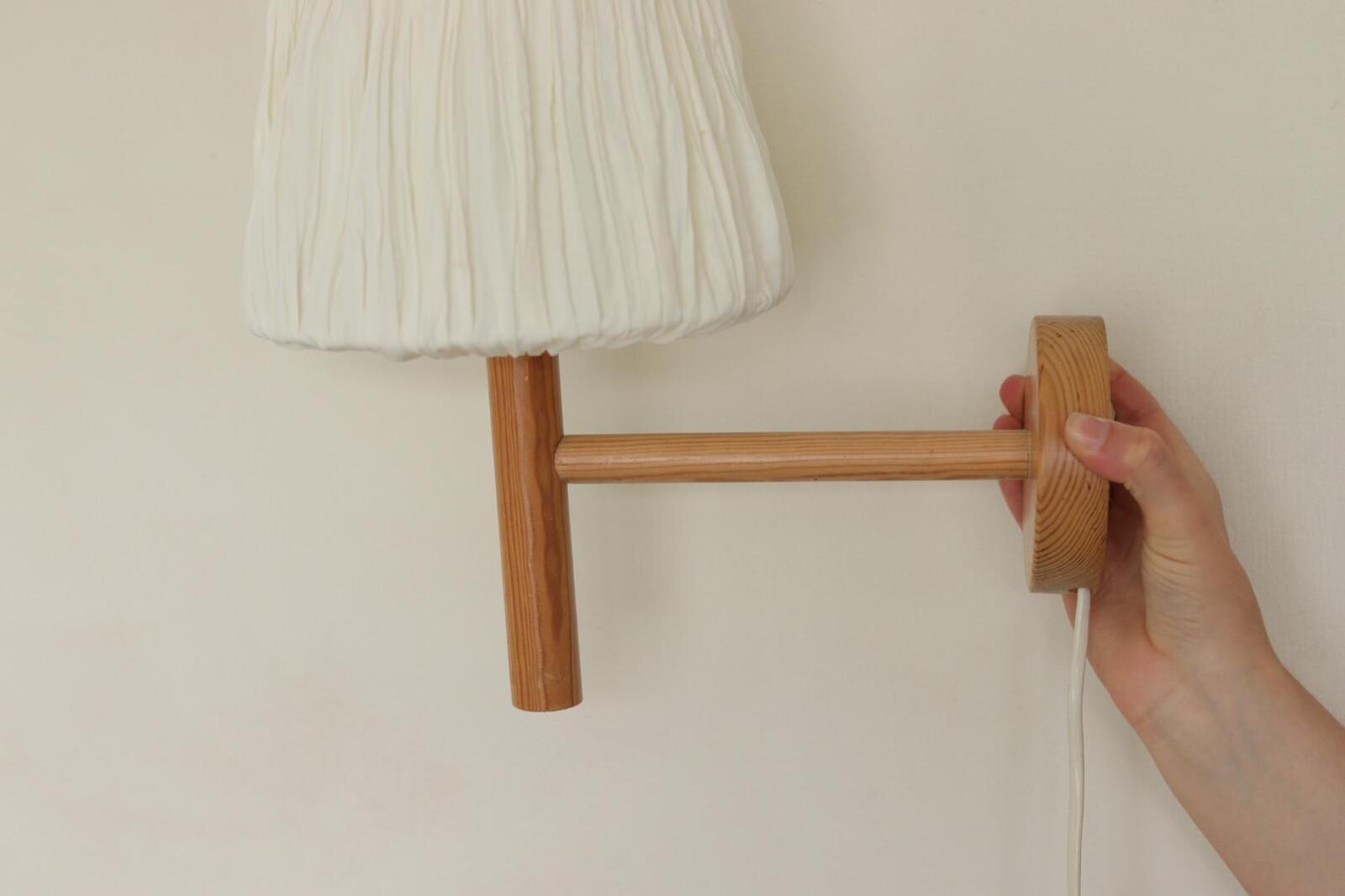 1970/80's Pair of Vintage Pine Wood Wall Lamps by Solbackens Svarveri Hyssna