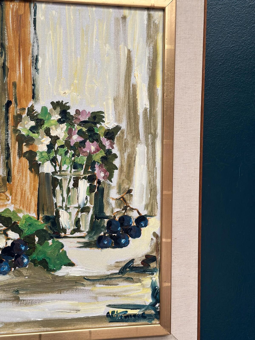 Original Swedish Oil on Canvas – “Still Life with Flowers and Grapes” by Aldo Altomare – Vintage & Framed – 64 × 46 cm (25.2" × 18.1")