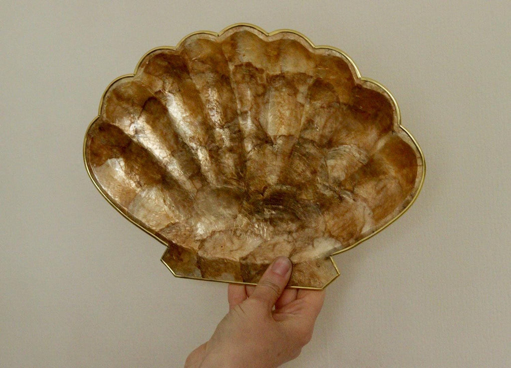 Vintage Scallop Capiz Shell Plate