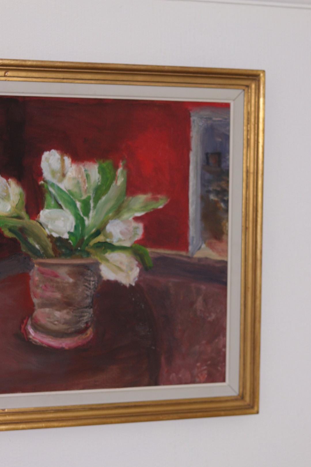 “White Roses” by Aina Schiller, Arvika