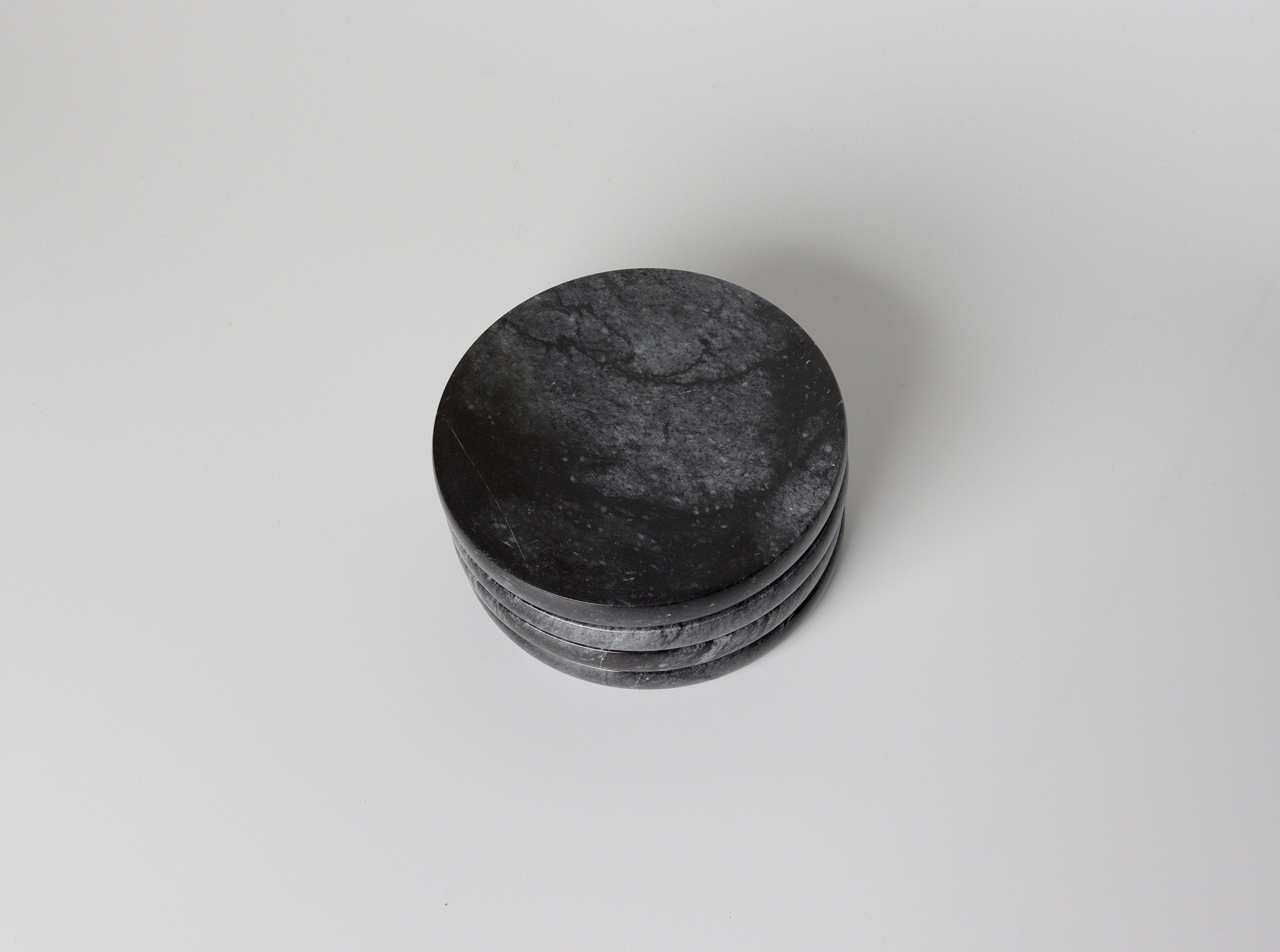 Gabriella – Black Round Natural Marble Coasters - set of 4