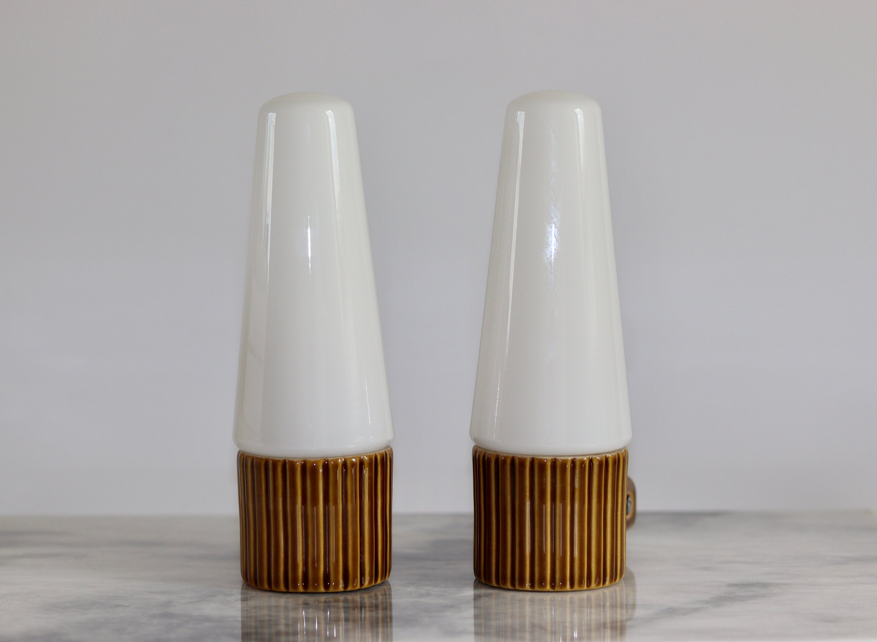 Pair of Swedish Wall lamps designed by SIGVARD BERNADOTTE for IFÖ Noah Ancienne